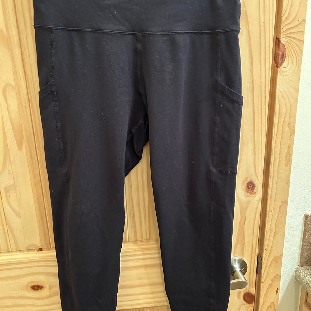Aerie Black Chill Play Move Leggings